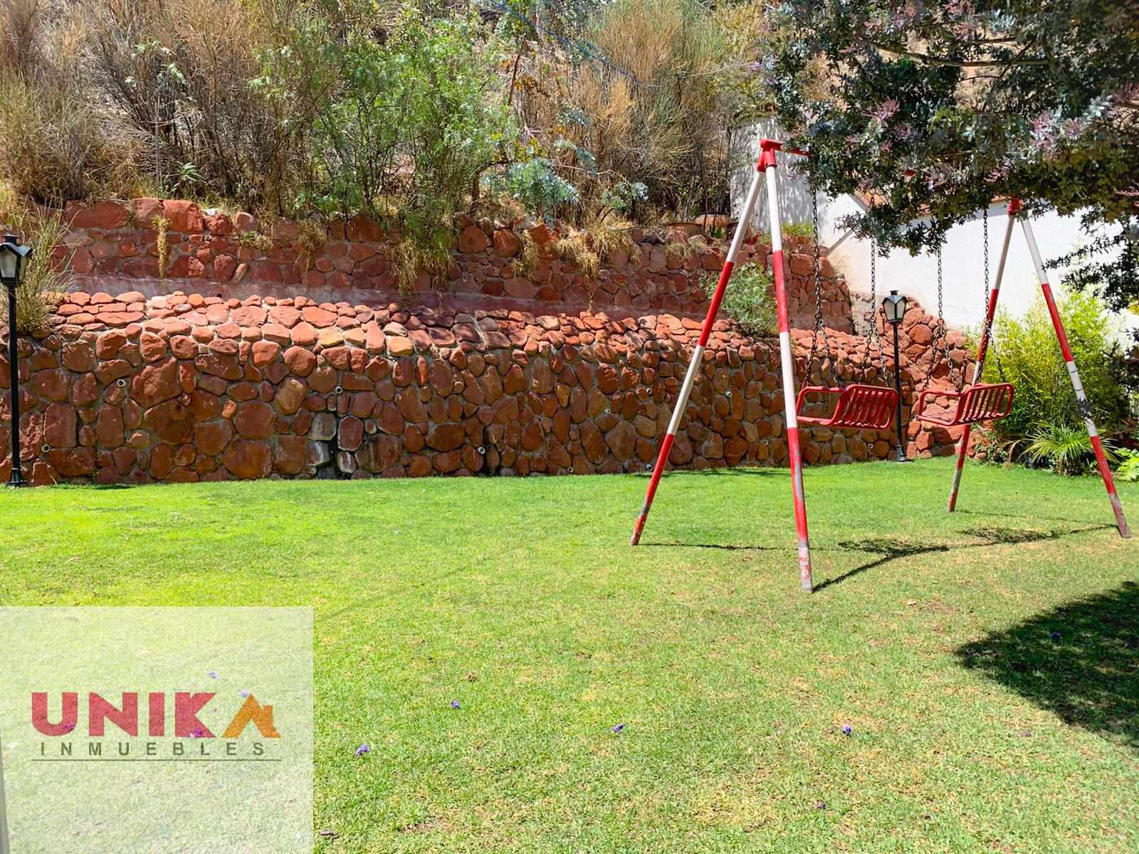 En Alquiler a $us 2,000 Foto 2