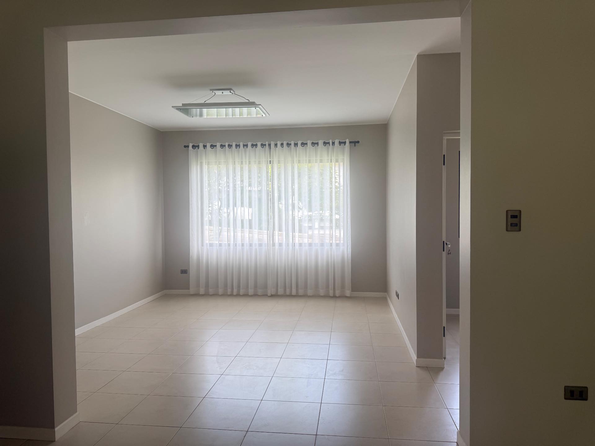 Casa en AlquilerUrbanización bosque norte  4 dormitorios 4 baños 3 parqueos Foto 8