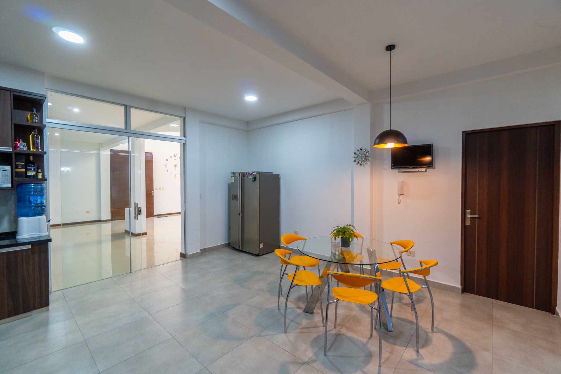 Casa Calle Begonia entre Av. Pando y Trinitaria Foto 36