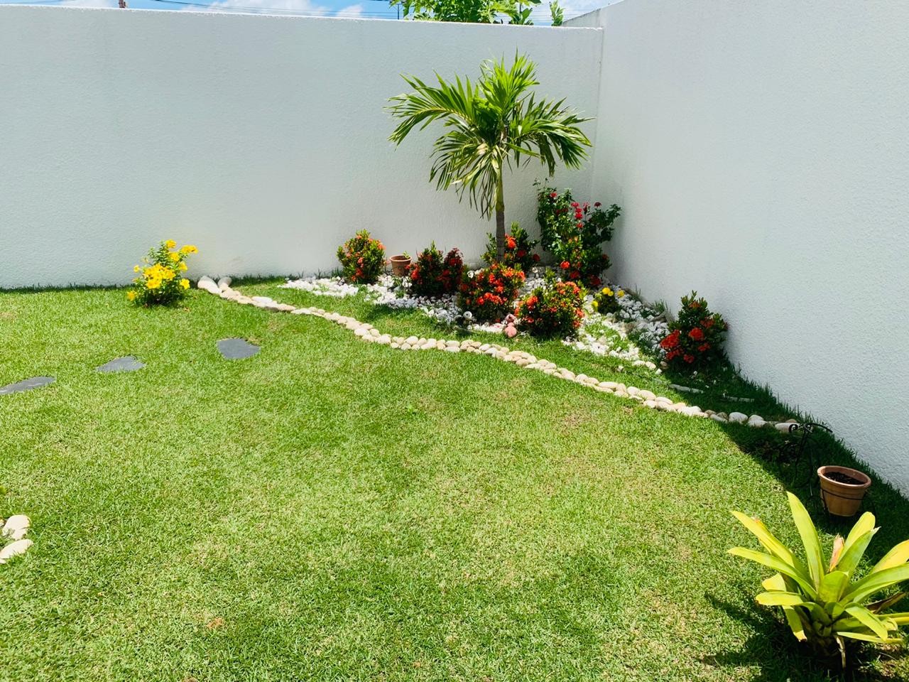 Casa en Carretera Norte en Santa Cruz de la Sierra 3 dormitorios 2 baños 1 parqueos Foto 2