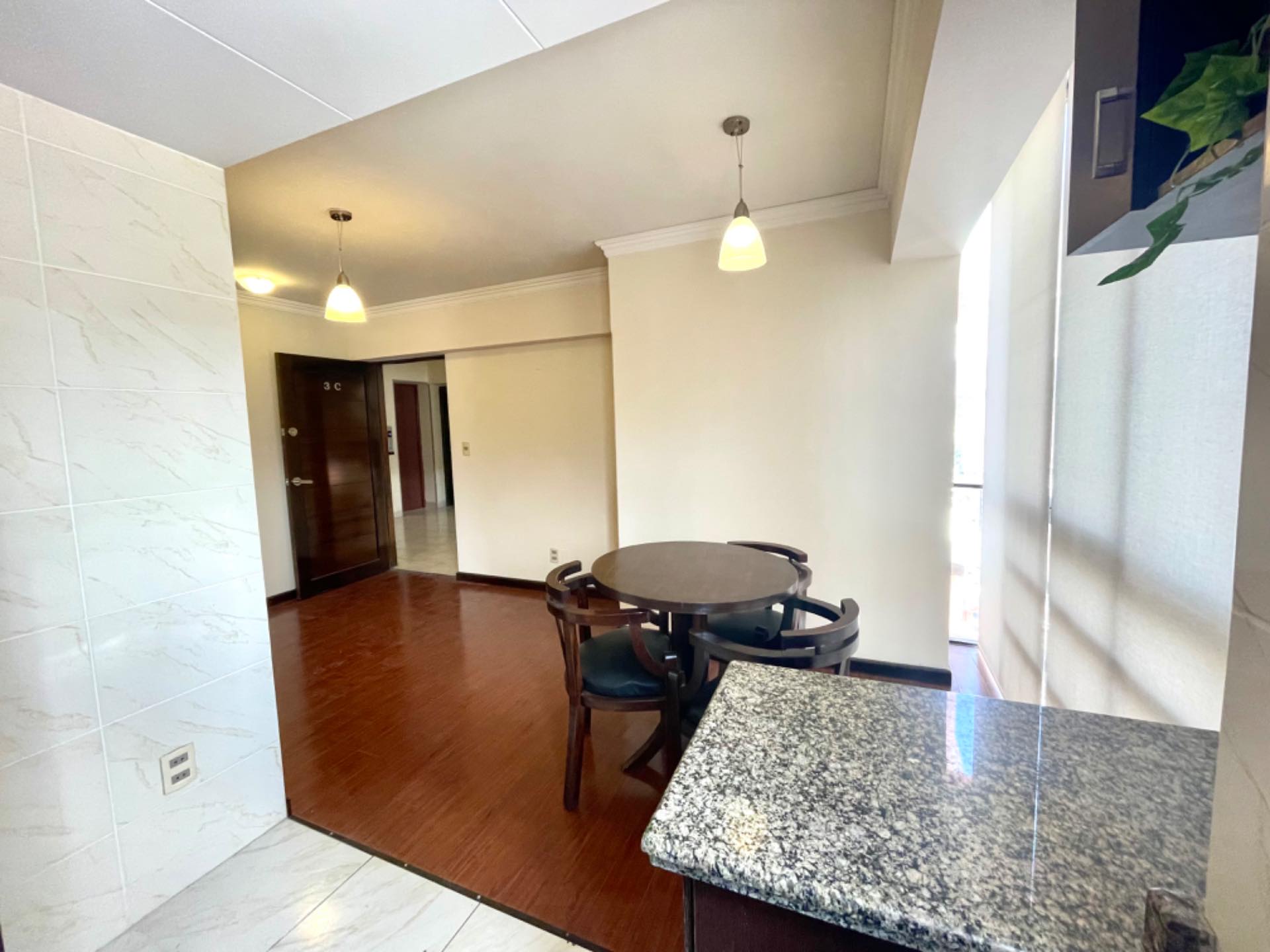 Departamento en Calacoto en La Paz 1 dormitorios 1 baños 1 parqueos Foto 1