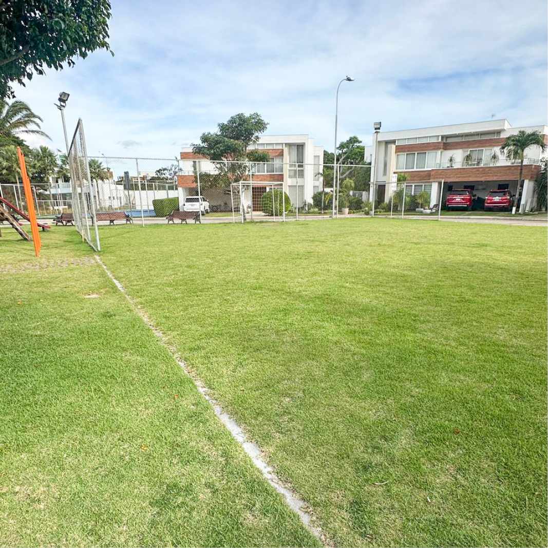 Casa en AlquilerCONDOMINIO JARDINES DEL NORTE III Foto 2