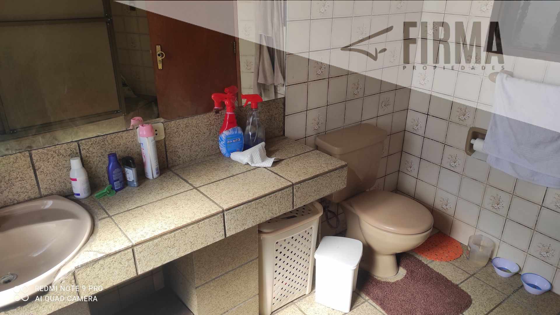 Casa en Seguencoma en La Paz 4 dormitorios 4 baños 3 parqueos Foto 6