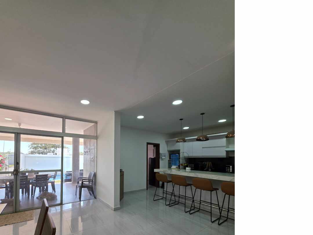 Casa en Carretera Norte en Santa Cruz de la Sierra 6 dormitorios 7 baños 3 parqueos Foto 35