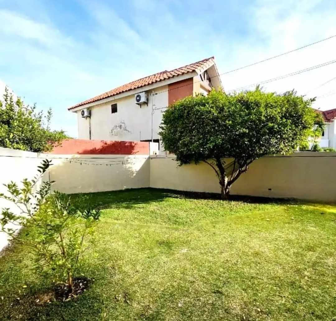 Casa Av. Banzer 7mo ANILLO- Cond. FIRENZE  Foto 21