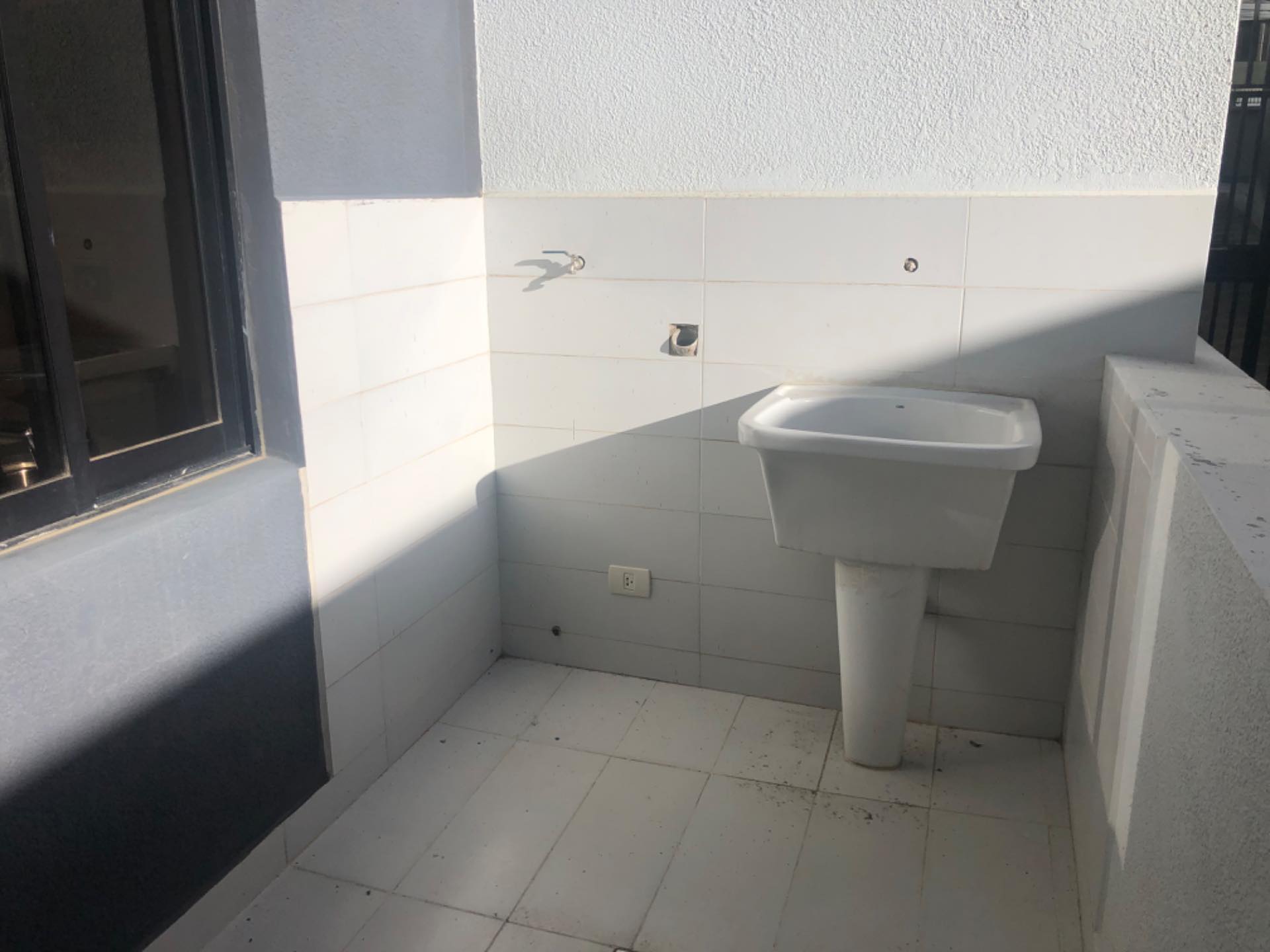 Departamento en AnticréticoCALACOTO DUPLEX MODERNO 
EN ANTICRETICO Foto 2