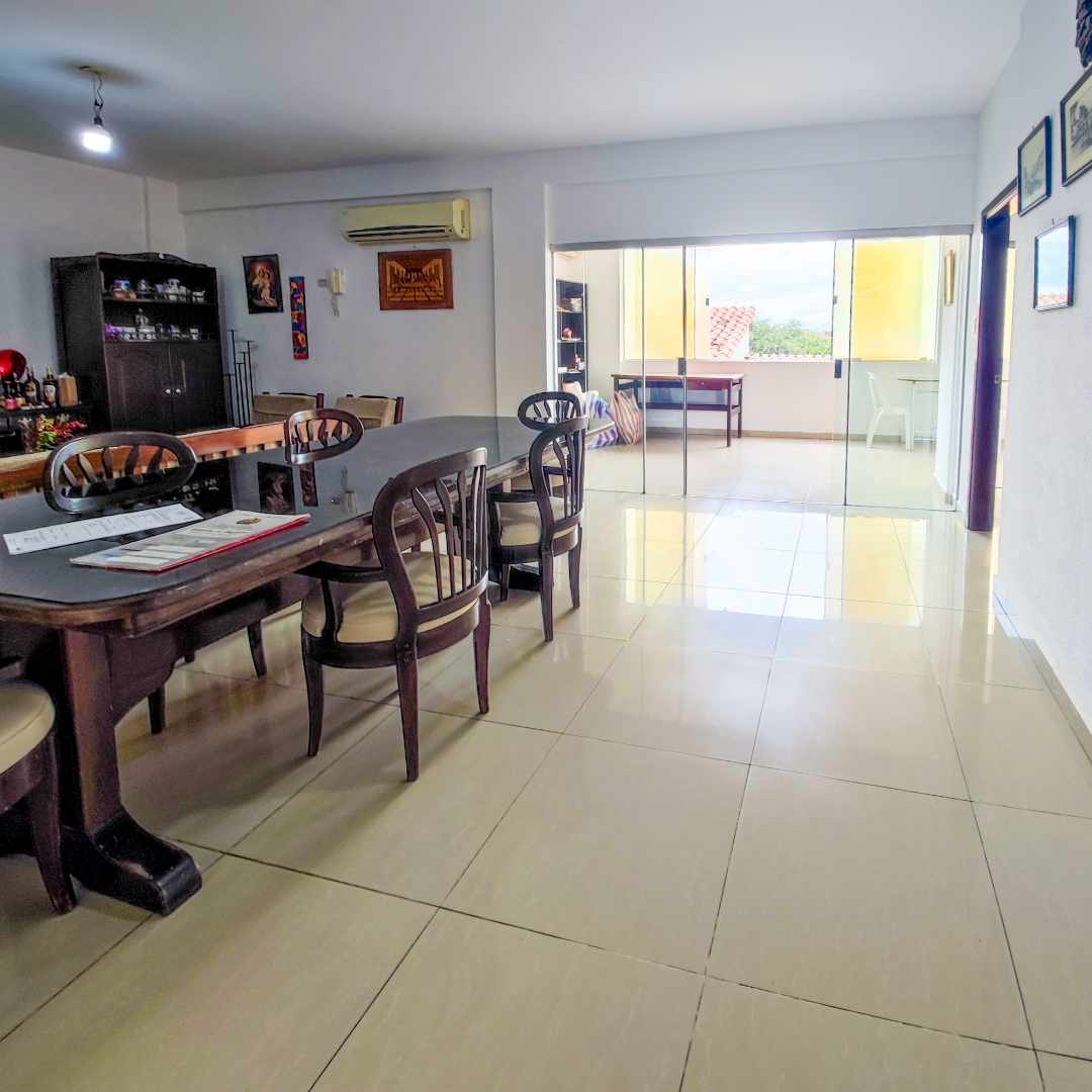 Departamento en AlquilerCalle Los Tordos, Av Paragua entre 2do y 3er anillo Foto 7