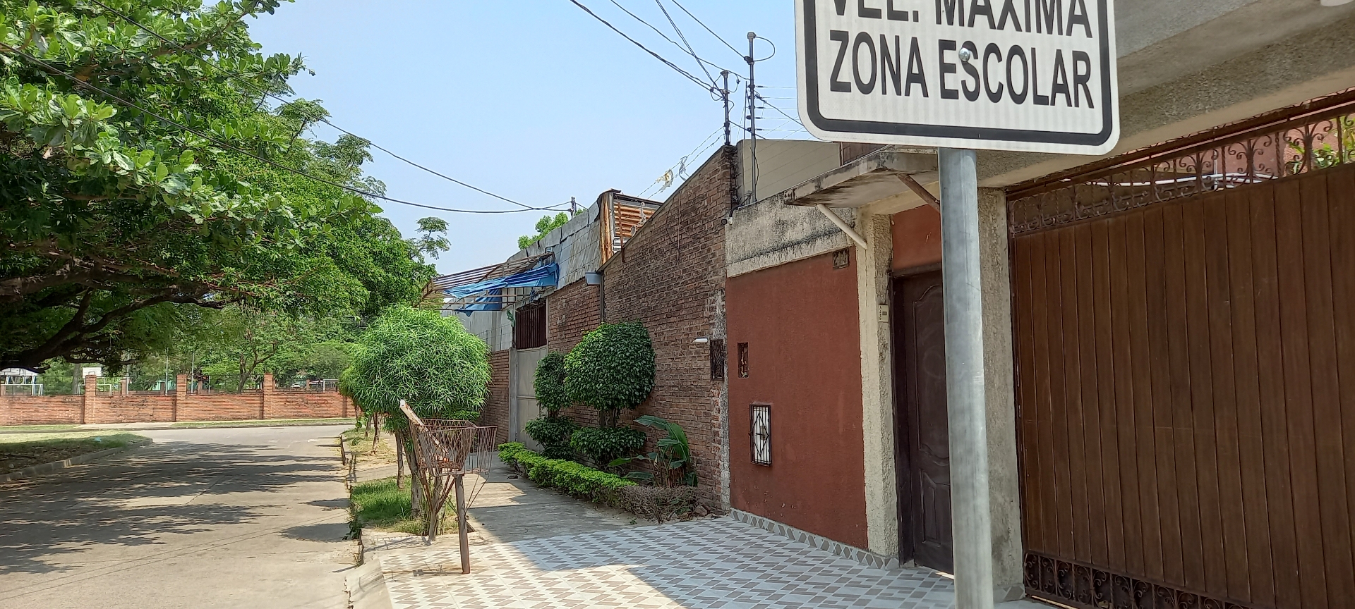 Departamento Zona Norte Radial 27/Barrio ENDE, Calle 2.  Foto 1