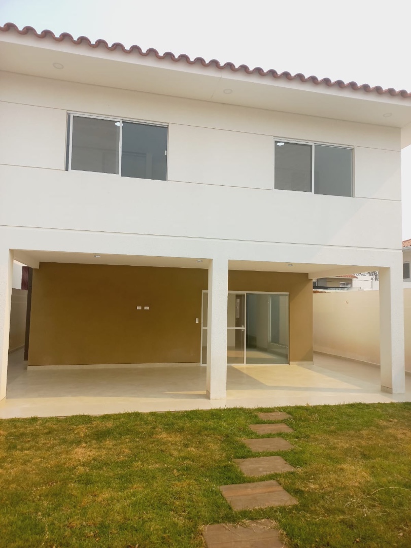 Casa en AlquilerBosques de la
Colina, km8 norte Foto 32