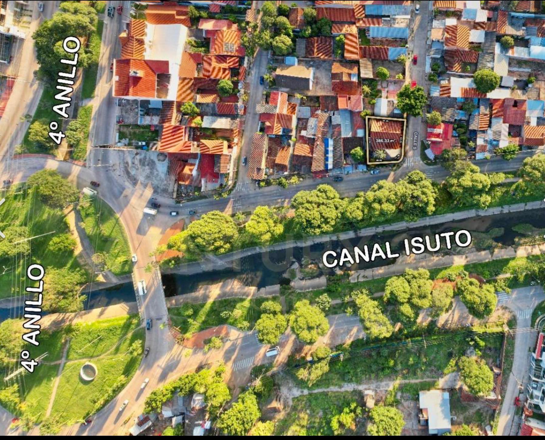 Casa en VentaBarrio Villa Brígida, Canal Isuto 4 dormitorios 2 baños 2 parqueos Foto 3
