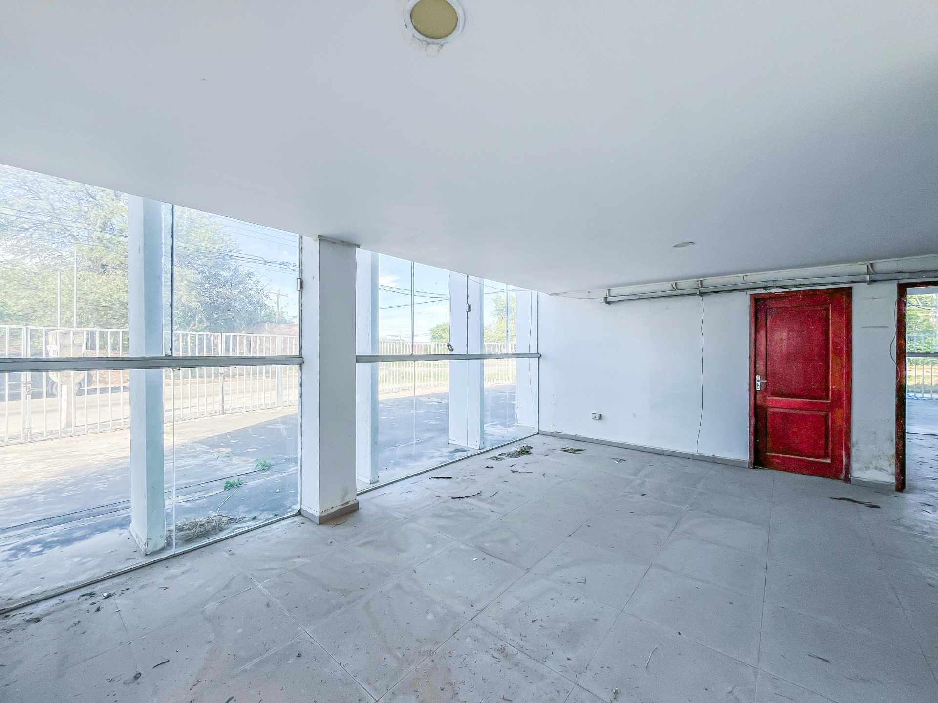 Edificio en Plan 3000 en Santa Cruz de la Sierra 8 dormitorios 5 baños 8 parqueos Foto 7