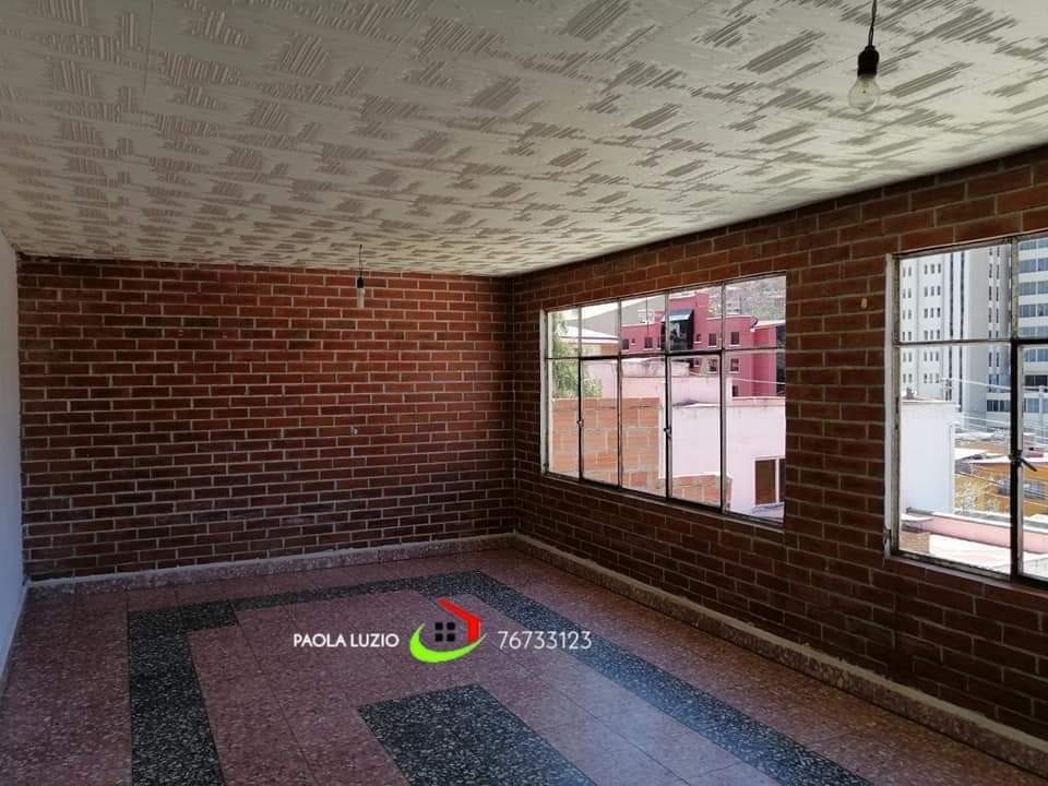 Casa en VentaBajo Seguencoma 6 dormitorios 4 baños 3 parqueos Foto 4