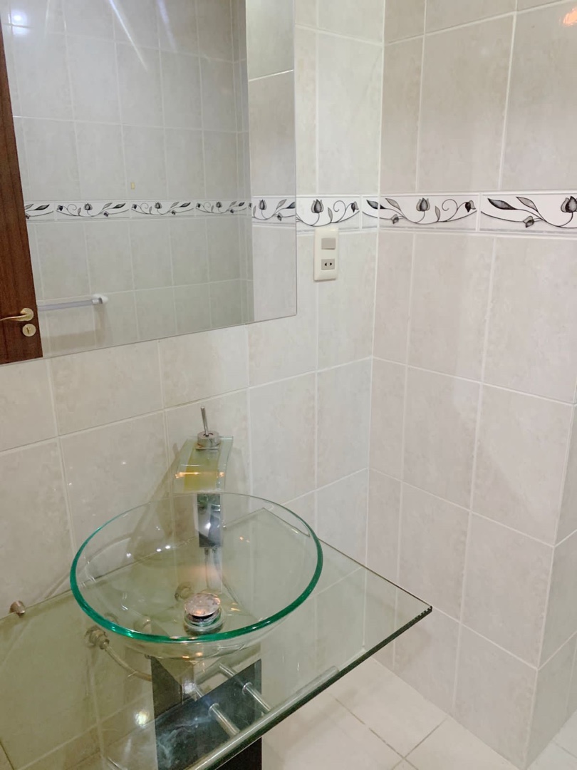 En Alquiler a $us 450 Foto 8