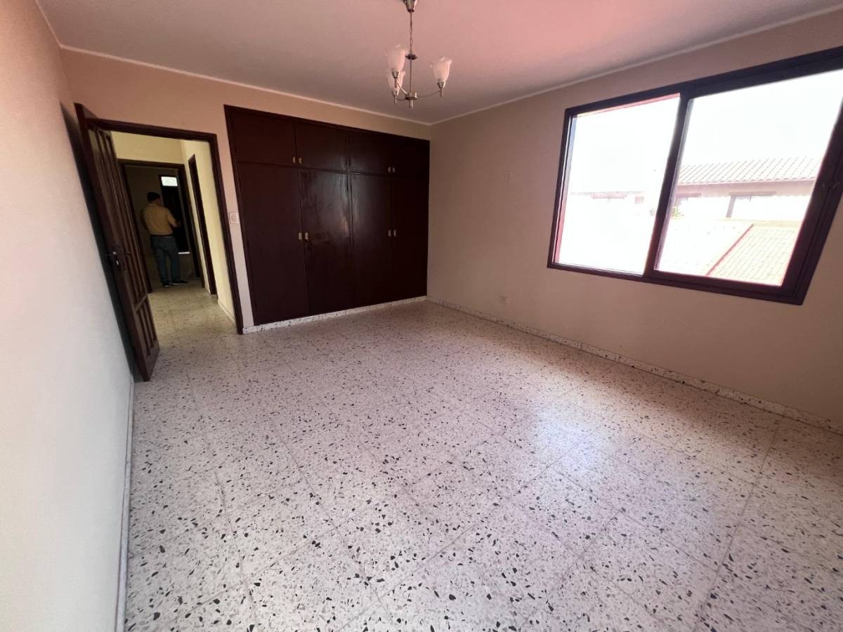 Casa en VentaAv Santos Dumont 3er anillo Foto 5