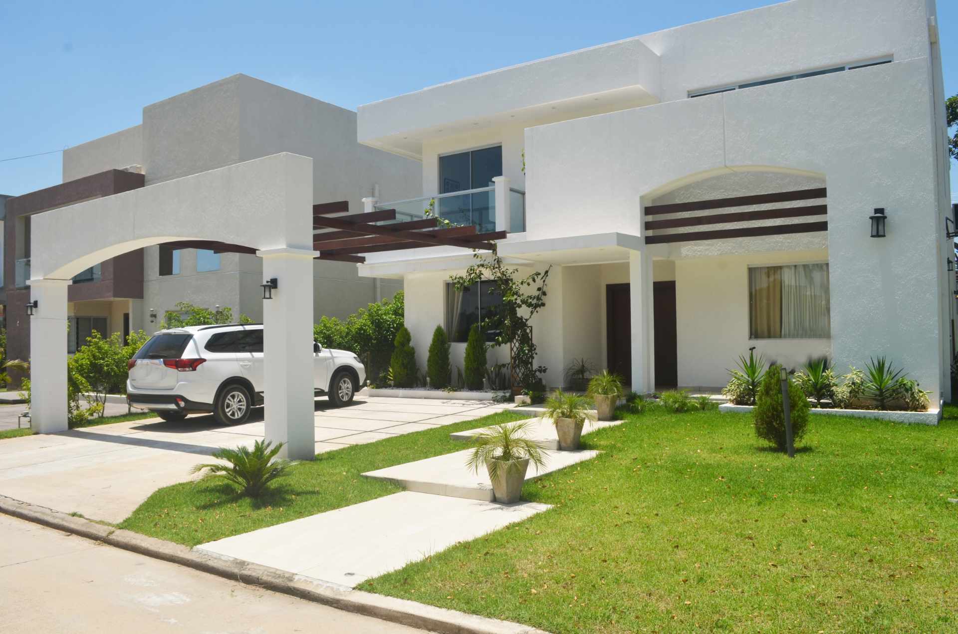 Casas En Venta En Santa Cruz