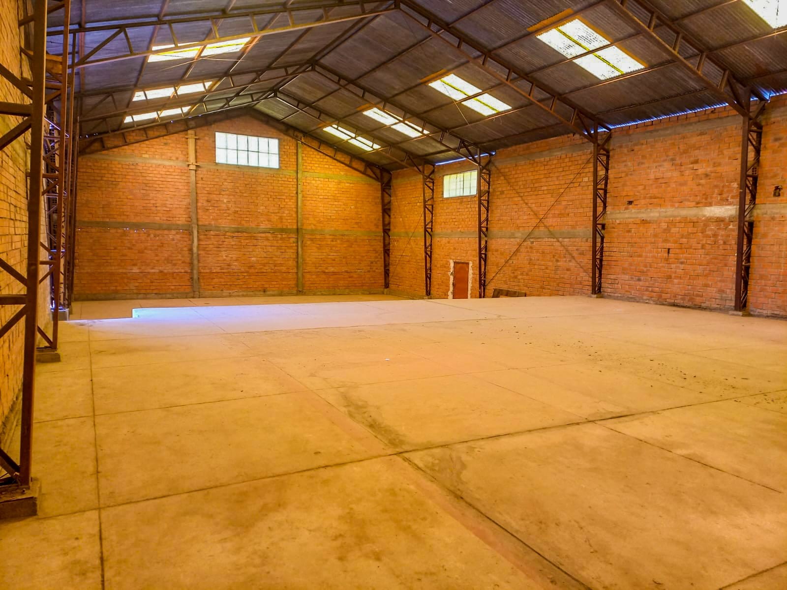 Terreno en Cota Cota en La Paz    Foto 2