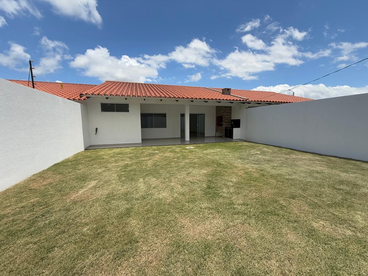 Casa en VentaUrb/ Palmas del Norte  3 dormitorios 2 baños 2 parqueos Foto 2