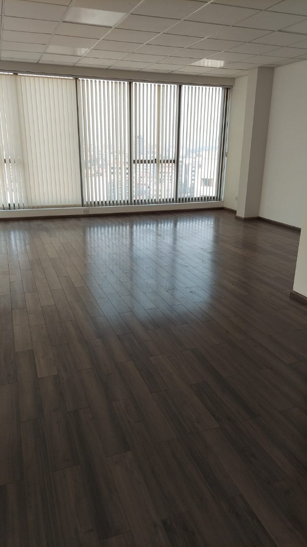 En Alquiler a $us 250 Foto 4