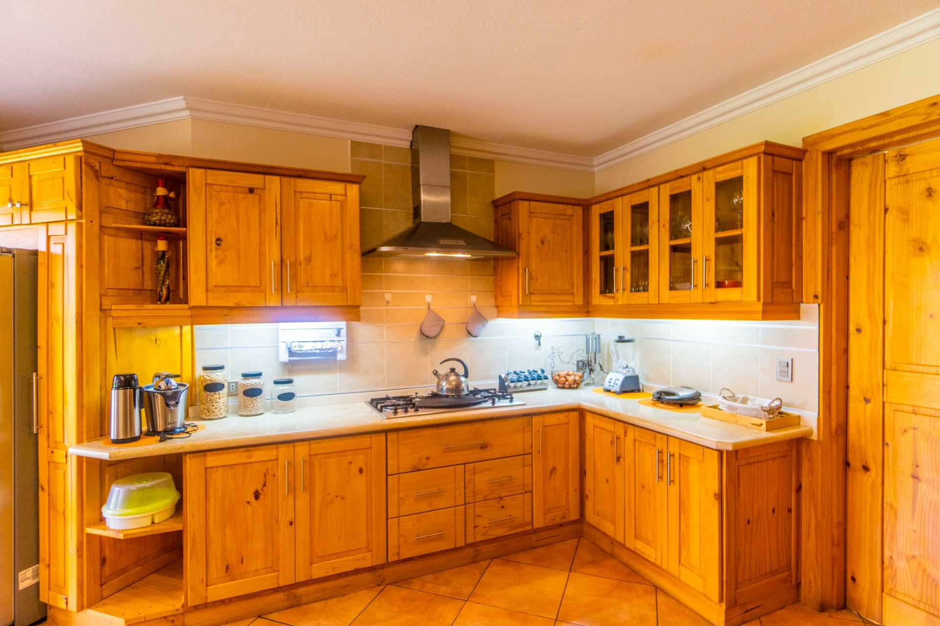 Casa en VentaFABULOSA PROPIEDAD E VENTA ZOBRE CALLE CARACOL ZONA TROJES Foto 24