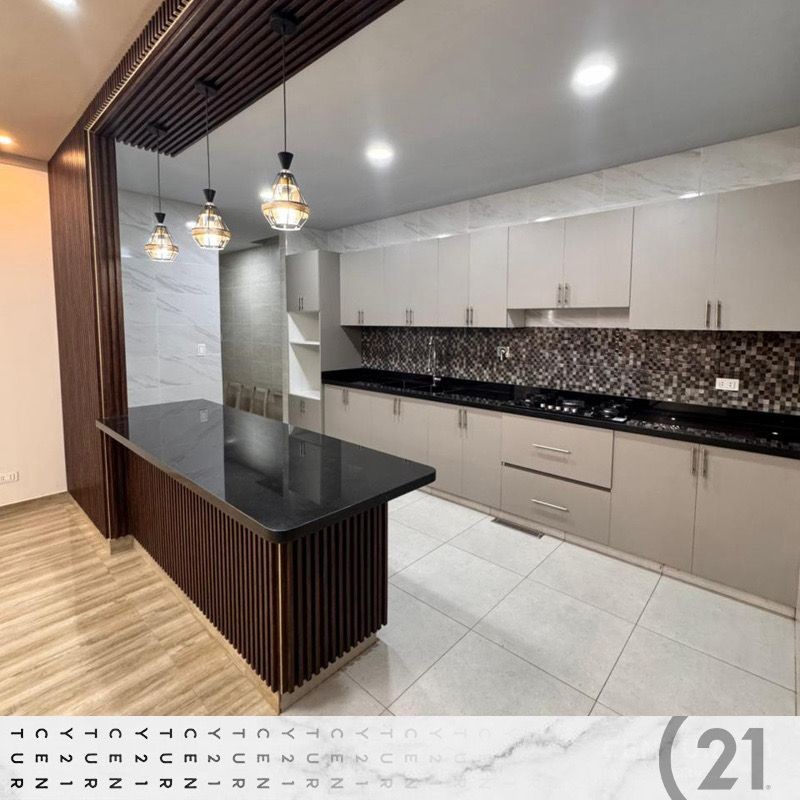 En Venta a $us 240,000 Foto 6