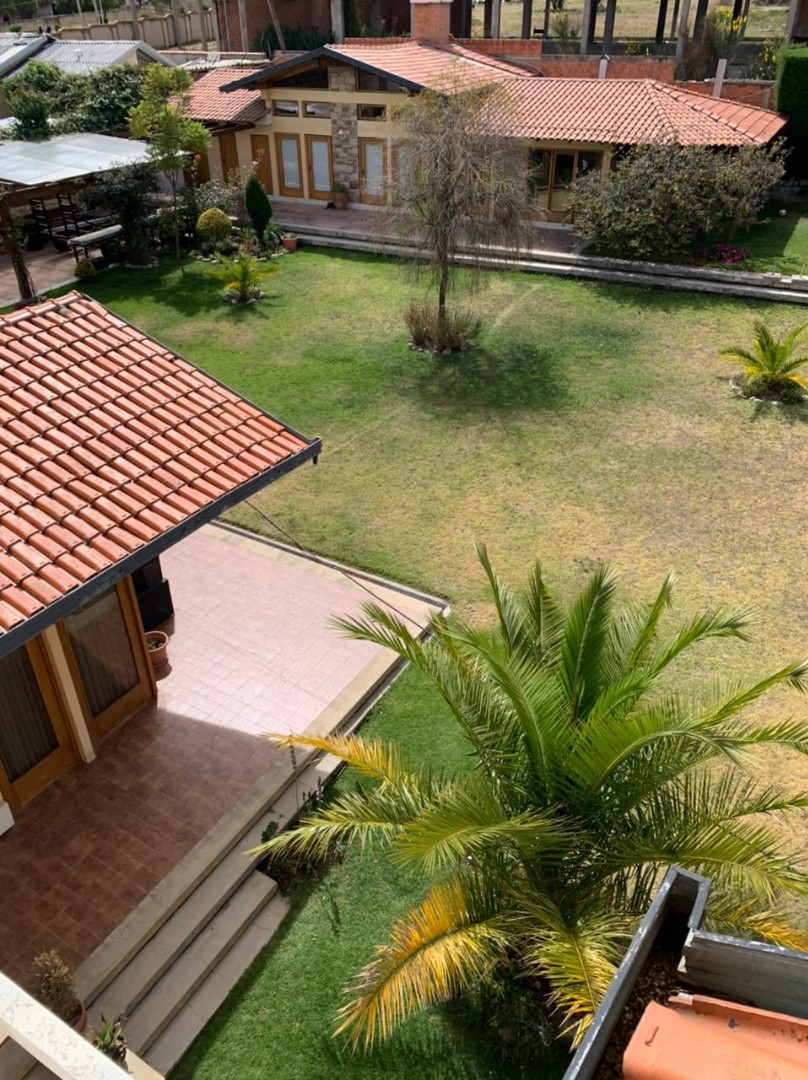 Casa en Achumani en La Paz 5 dormitorios 6 baños 6 parqueos Foto 7