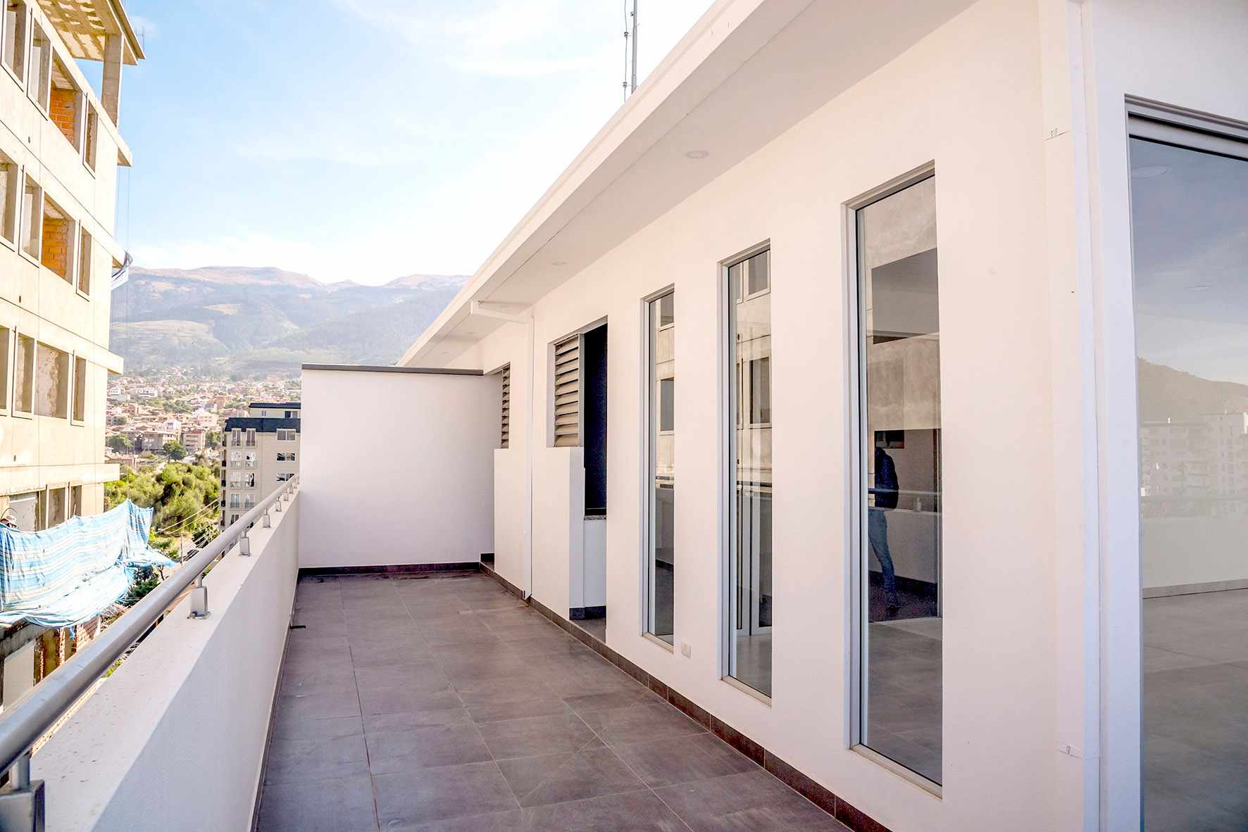 Departamento en Aranjuez en Cochabamba 3 dormitorios 3 baños 1 parqueos Foto 11