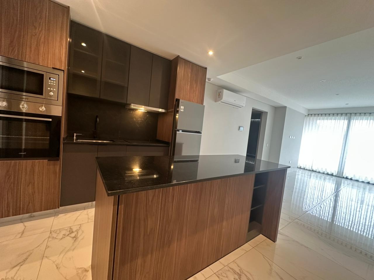 Departamento en AlquilerEDIFICIO LUXE SUITES Foto 9