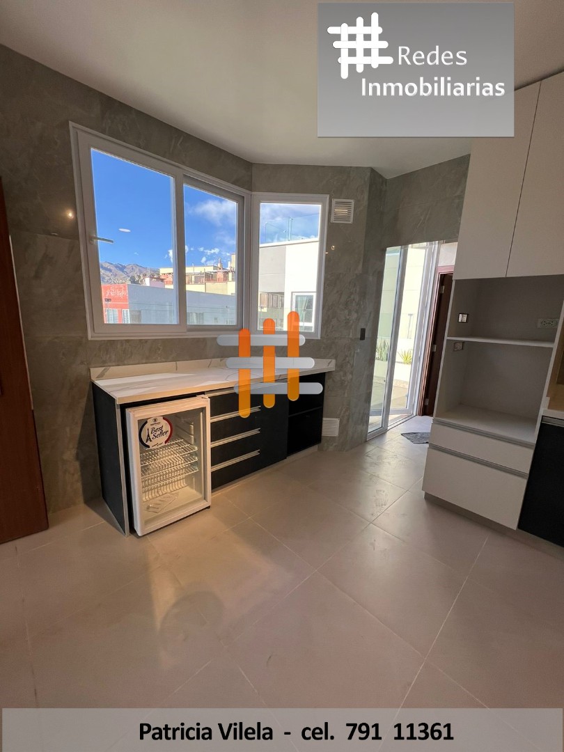 Departamento en AnticréticoANTICRETICO DEPARTAMENTO  PENT HOUSE DUPLEX EN CALACOTO  3 dormitorios 5 baños 2 parqueos Foto 16