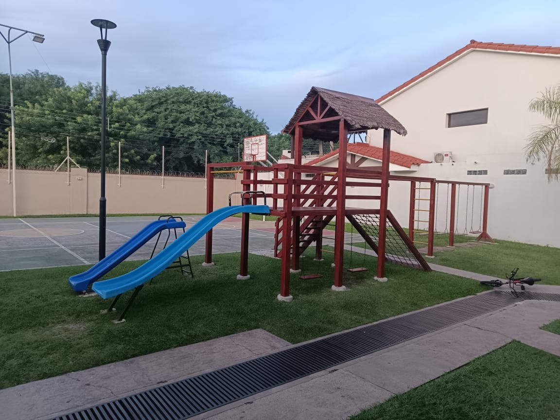 En Alquiler a $us 1,100 Foto 2