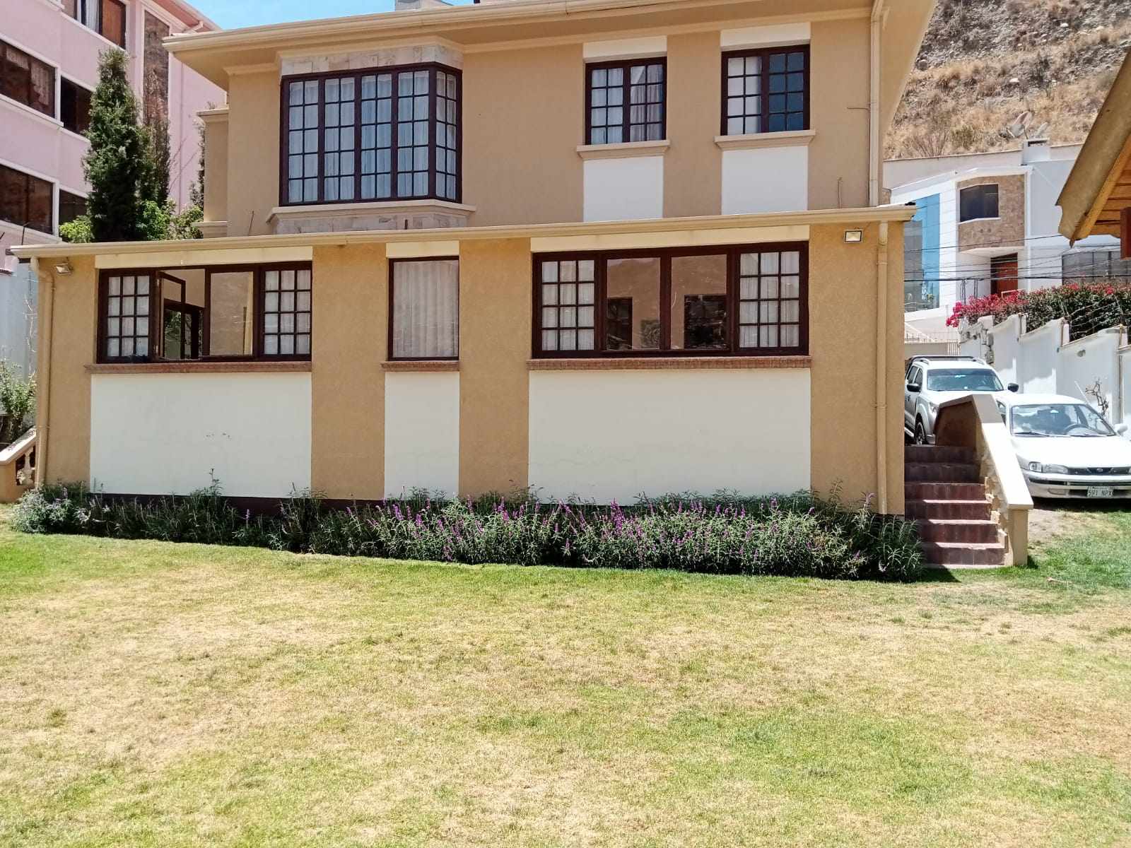 Casa en Irpavi en La Paz 3 dormitorios 3 baños 3 parqueos Foto 9