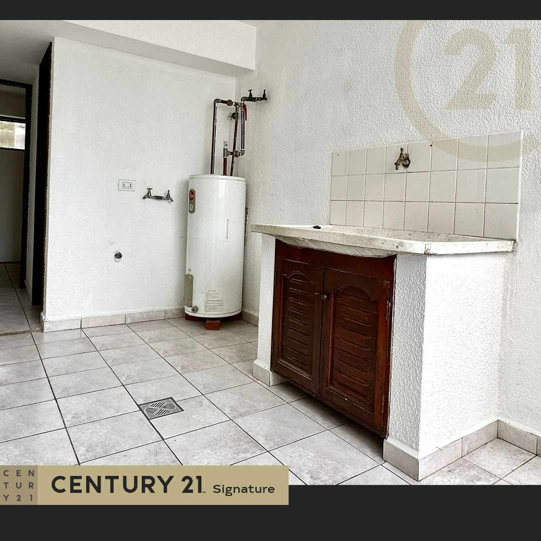 Departamento en Entre 1er y 2do anillo Sur en Santa Cruz de la Sierra 3 dormitorios 4 baños 2 parqueos Foto 27
