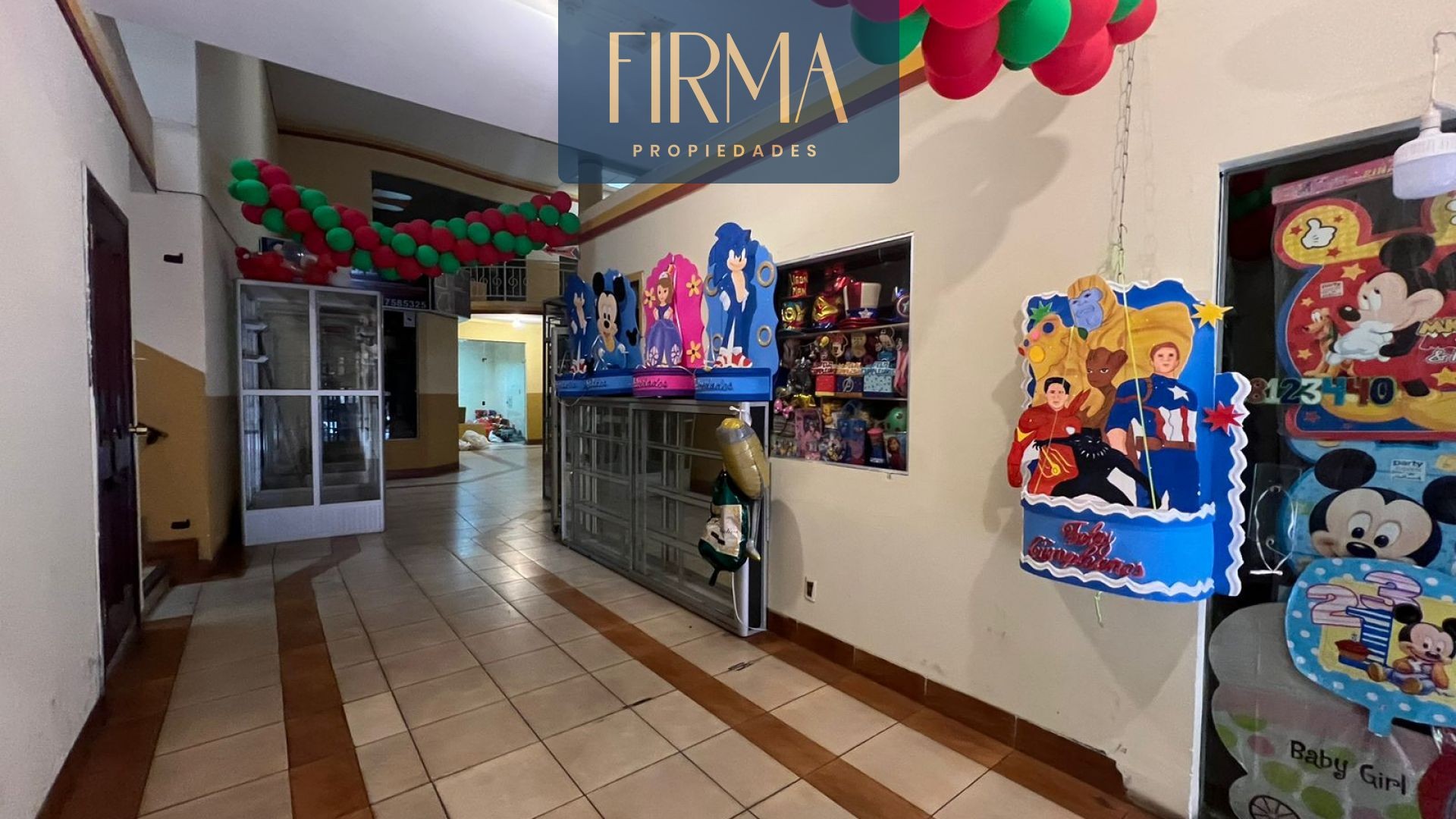 Edificio en VentaEDIFICIO/HOTEL CON LOCALES EN VENTA EN LA AV. ILLAMPU 10 dormitorios 10 baños 4 parqueos Foto 4