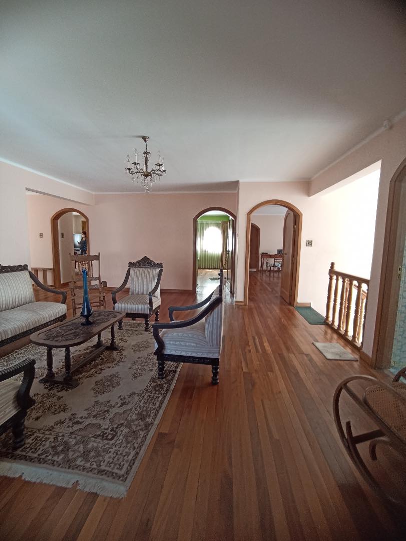 Departamento en VentaCASA EN VENTA / IRPAVI 7 dormitorios 5 baños 5 parqueos Foto 13