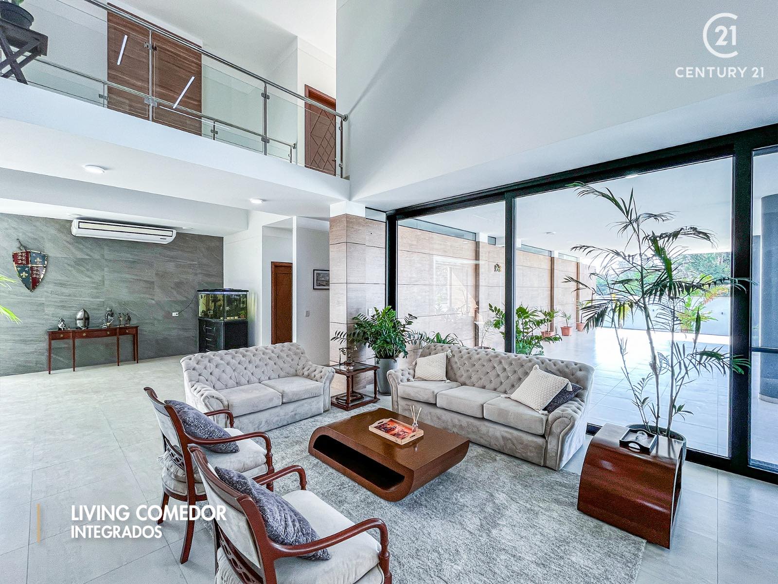Casa en Urubó en Santa Cruz de la Sierra 4 dormitorios 6 baños 4 parqueos Foto 7