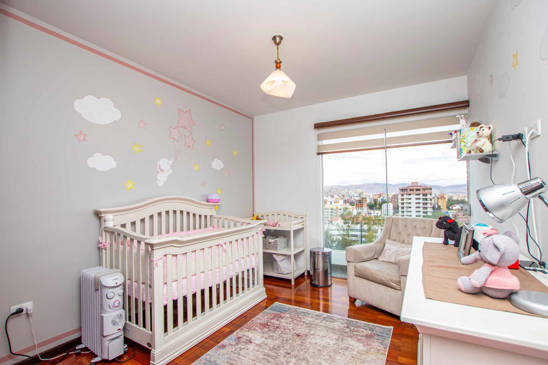 Departamento en AnticréticoCalle Buenos Aires y Av. Villarroel, Edif. Torre Ventura 3 dormitorios 3 baños 1 parqueos Foto 8