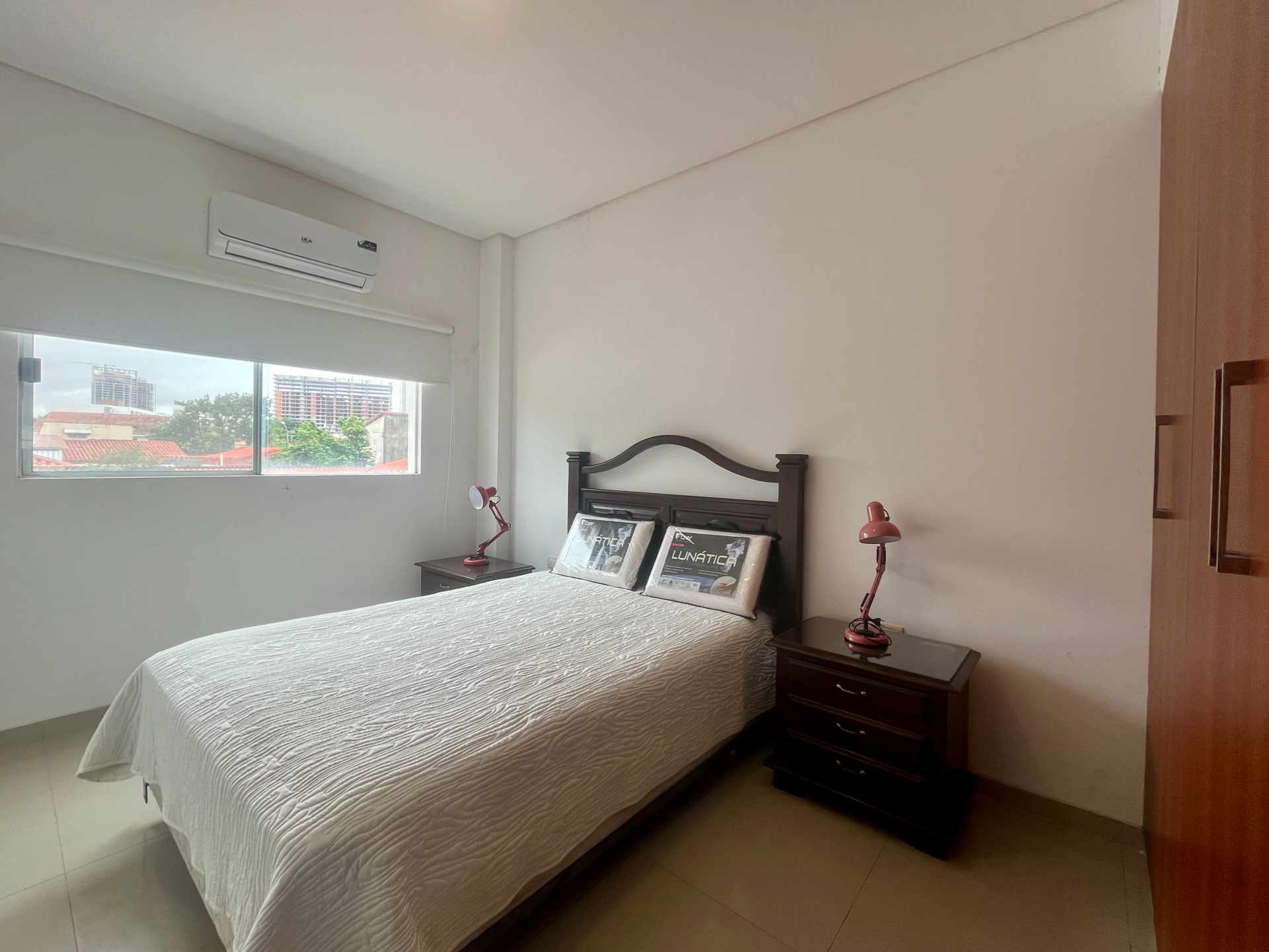 Casa en Entre 3er y 4to anillo Oeste en Santa Cruz de la Sierra 3 dormitorios 3 baños 2 parqueos Foto 13