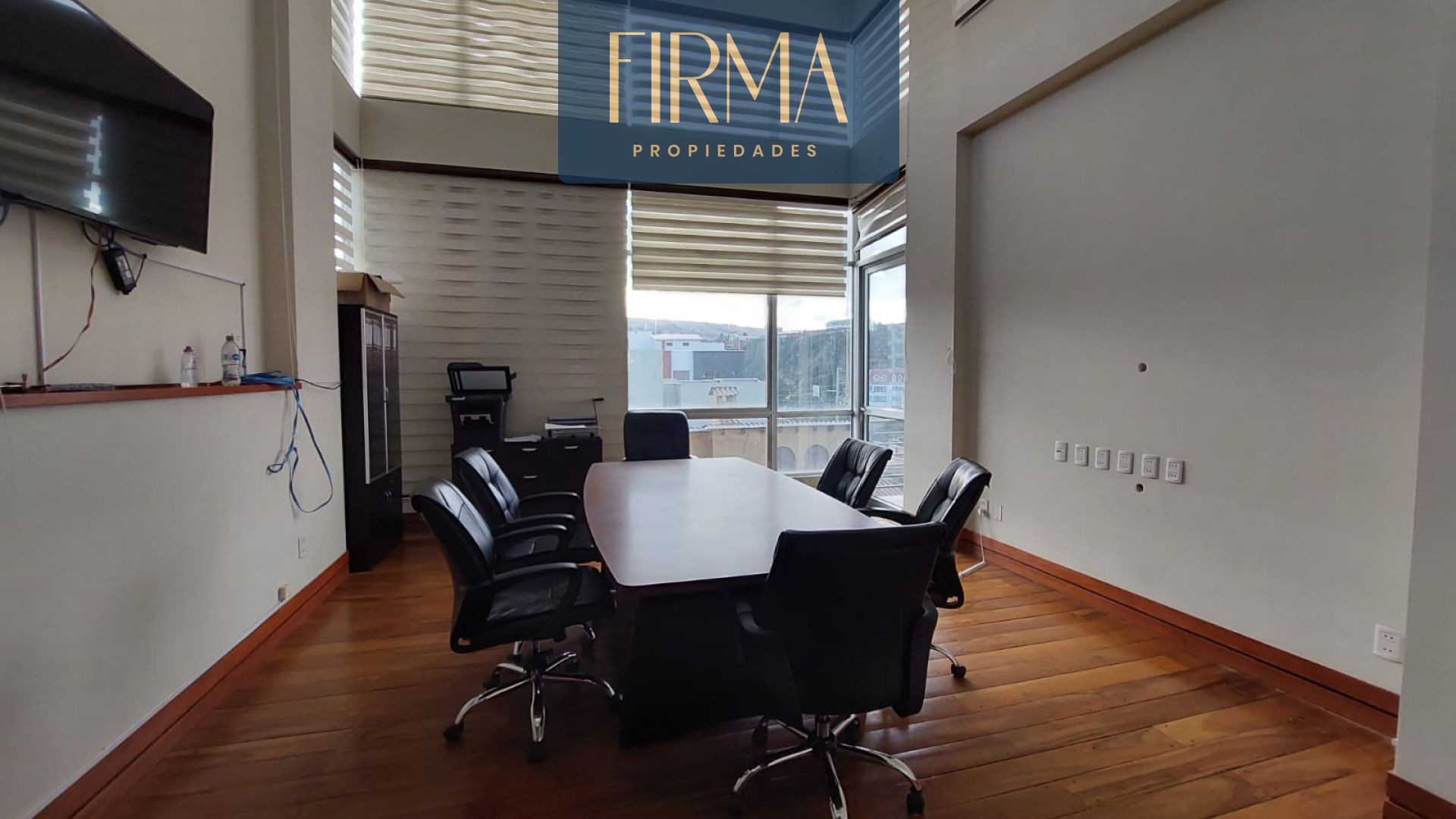 Edificio en Achumani en La Paz 12 dormitorios 9 baños 10 parqueos Foto 10