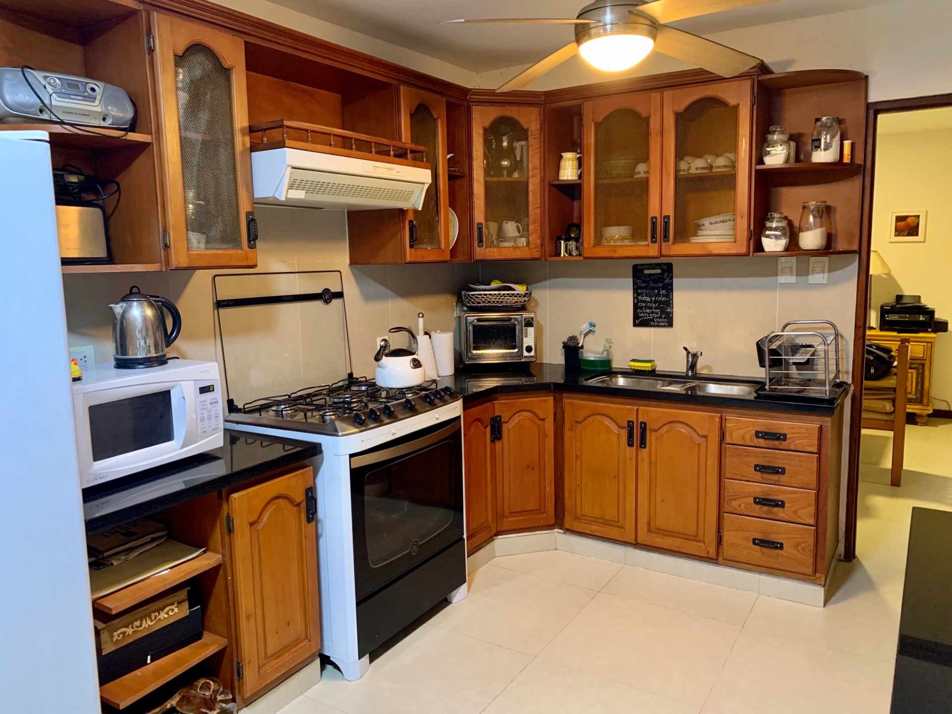 Casa en Las Palmas en Santa Cruz de la Sierra 3 dormitorios 4 baños 2 parqueos Foto 15