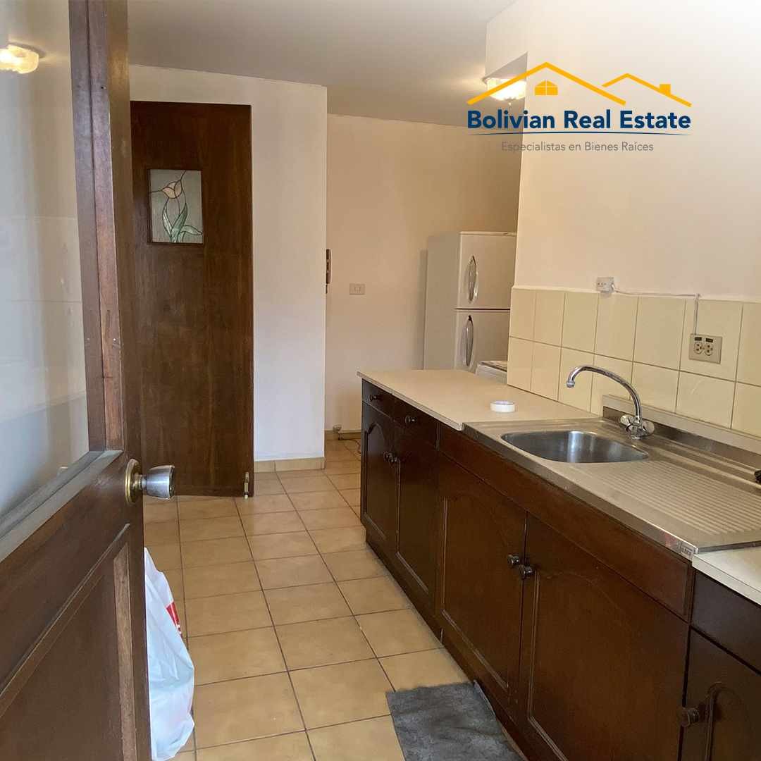 Departamento en VentaDEPARTAMENTO DE 2 DORMITORIOS EN VENTA SOBRE LA AV. ARCE 2 dormitorios 2 baños 1 parqueos Foto 8