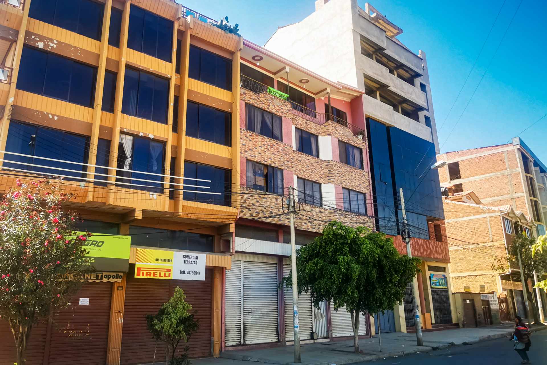Departamento en Jayhuayco en Cochabamba 5 dormitorios 2 baños 1 parqueos Foto 1