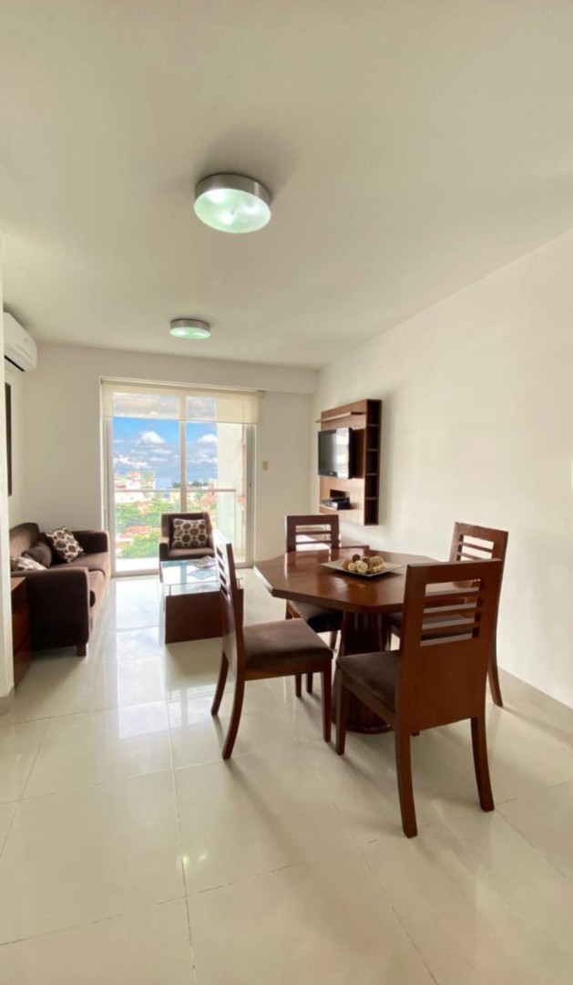 Departamento en AlquilerZONA CENTRO SUR
Condominio Zafiro
Calle Potosí esq. Saavedra 2 dormitorios 2 baños 1 parqueos Foto 17