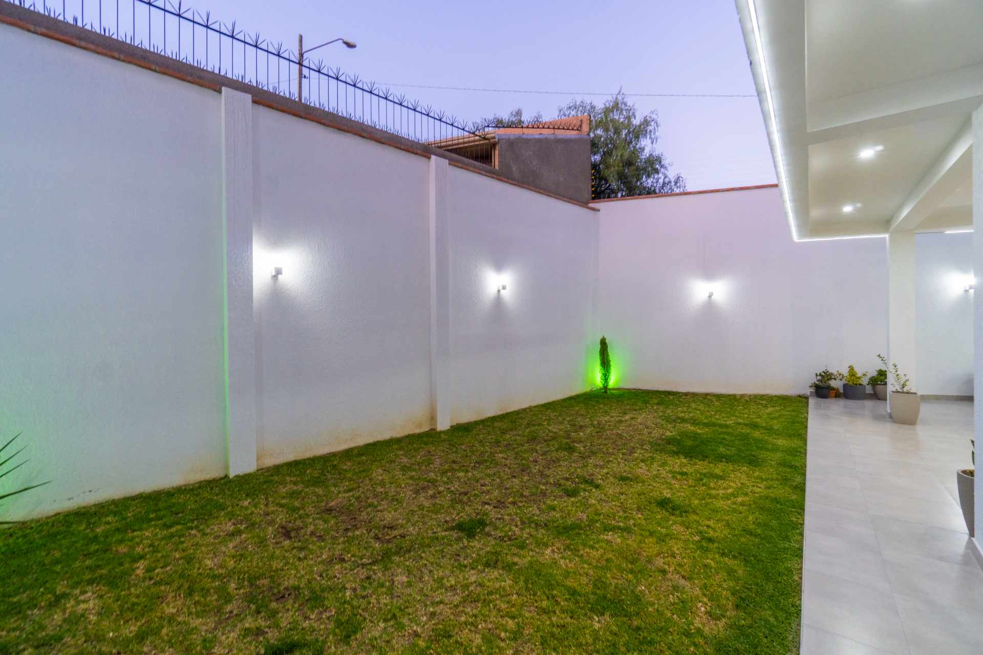 Casa Calle Begonia entre Av. Pando y Trinitaria Foto 33