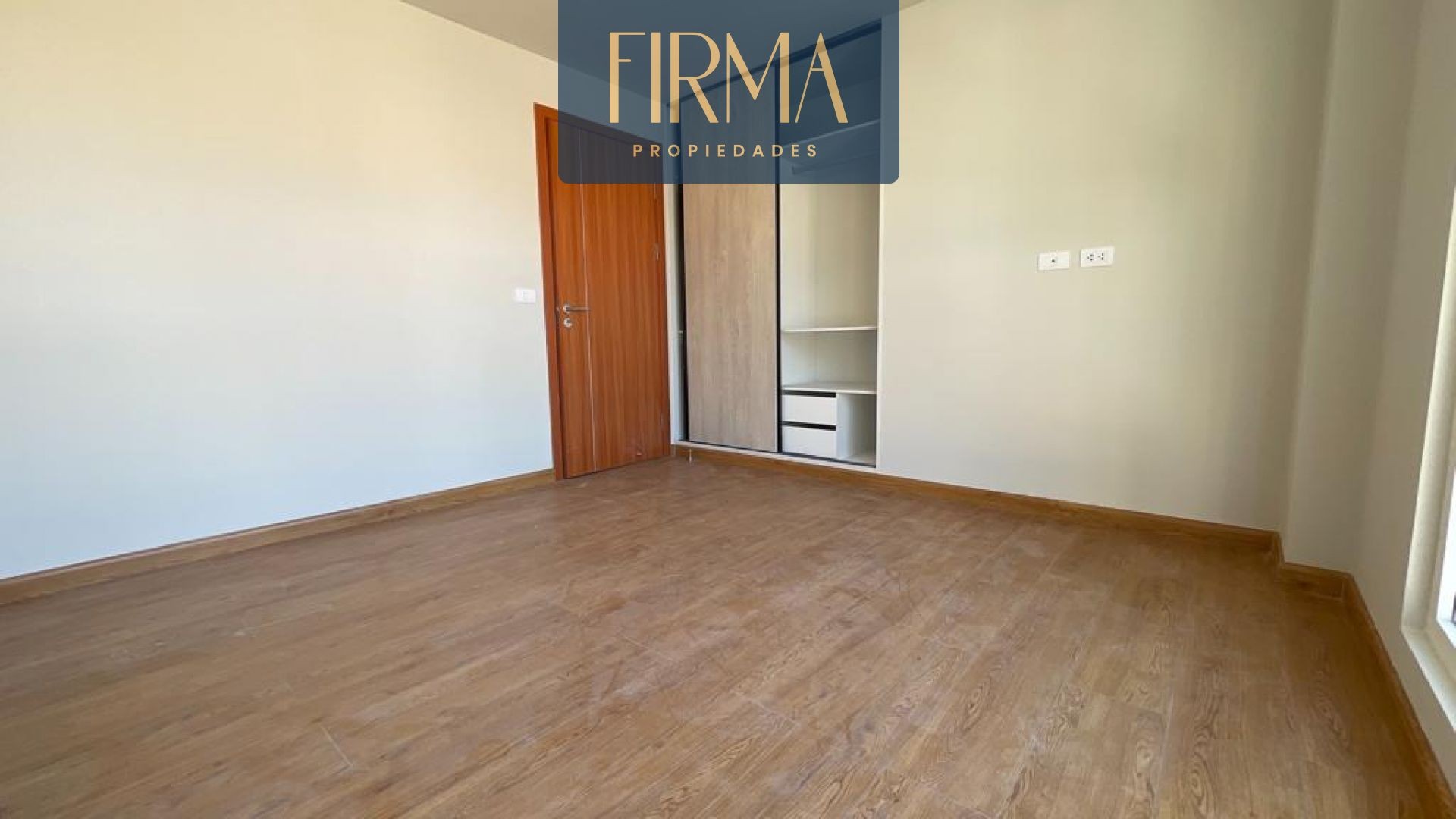 Departamento en Sopocachi en La Paz 3 dormitorios 4 baños 1 parqueos Foto 8