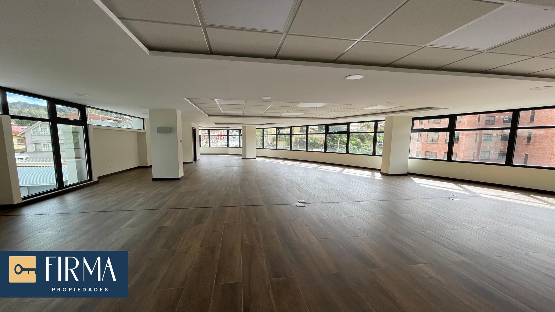 En Venta a $us 2,393,490 Foto 4