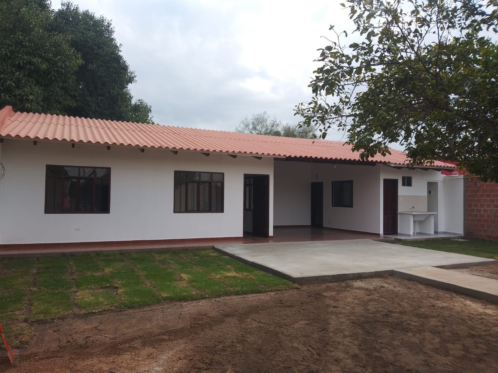 Casa en VentaCASA en VENTA en Pampa de la Isla - Avenida Montecristo (ver ubicacion) 2 dormitorios 1 baños 3 parqueos Foto 3