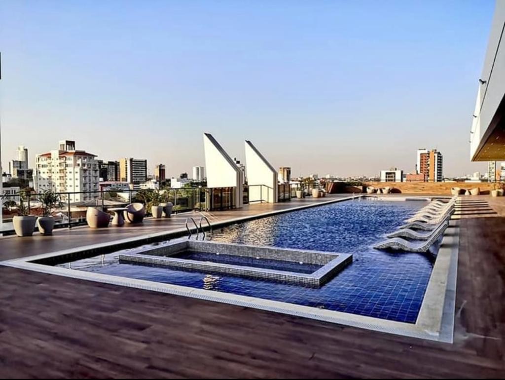 Departamento en Equipetrol en Santa Cruz de la Sierra 1 dormitorios 1 baños  Foto 3