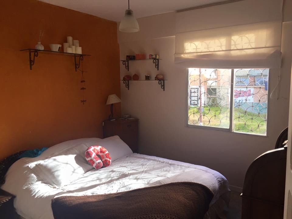 Departamento en AlquilerLos Pinos, Calle 6 Bloque 61 2 dormitorios 1 baños  Foto 8