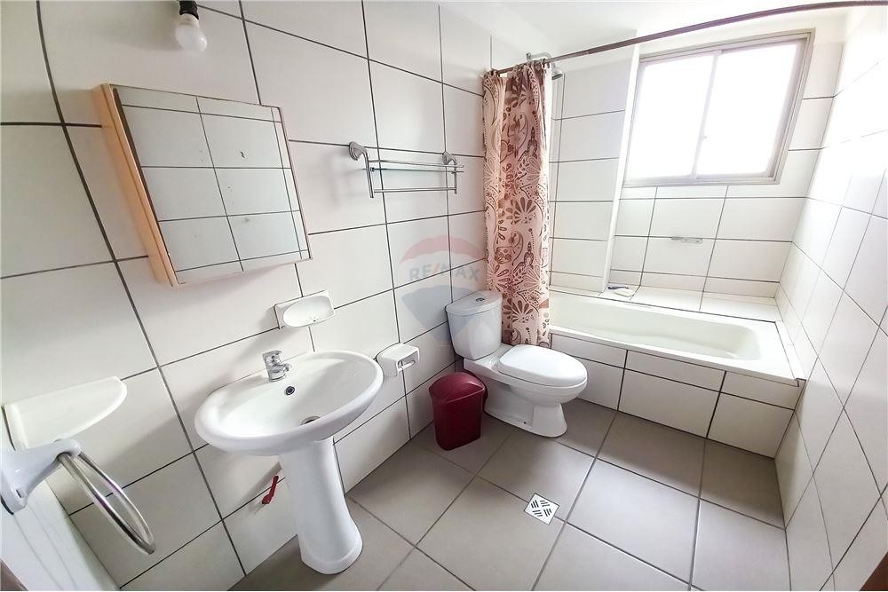 Departamento en AlquilerAv. Libertador Simón Bolívar - Zona Cala Cala 2 dormitorios 2 baños  Foto 7