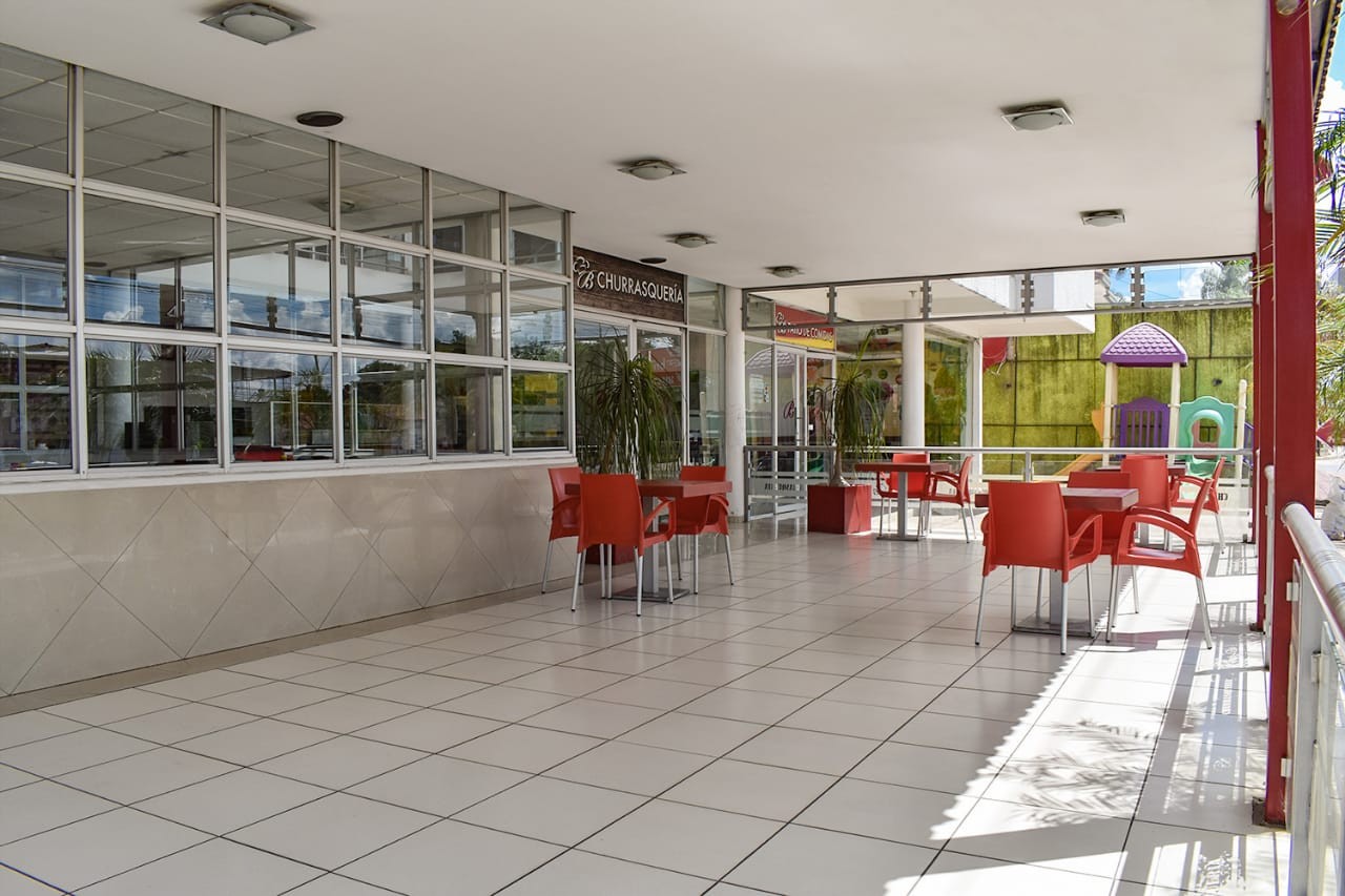 En Alquiler a $us 3,990 Foto 3