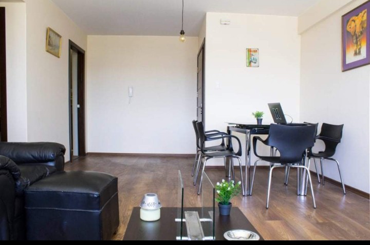 Departamento Achumani a 5 minutos de la calle 29 Foto 9